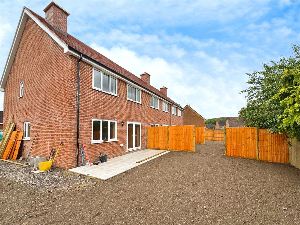 Property photo 3 of 22 Picture No. 18