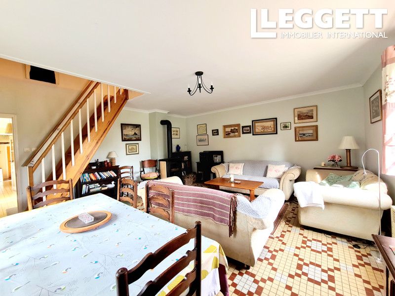 Property photo 3 of 10