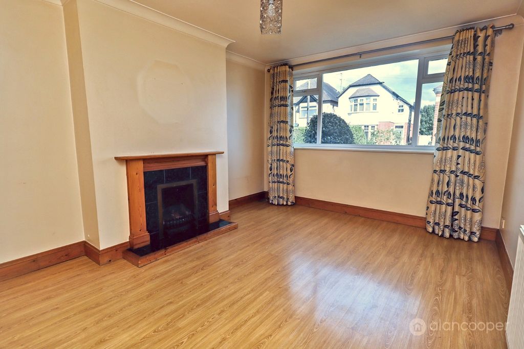 Property photo 2 of 16 4654492