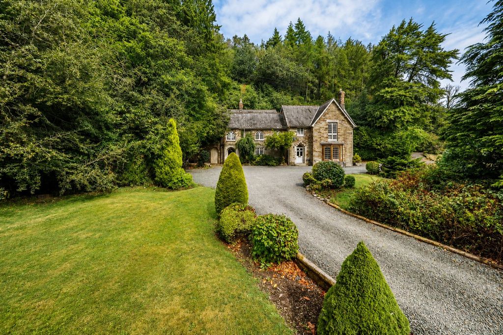 Property photo 1 of 50 Picture No. 64