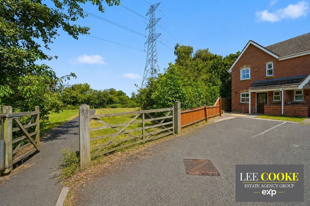 Property photo 1 of 33
