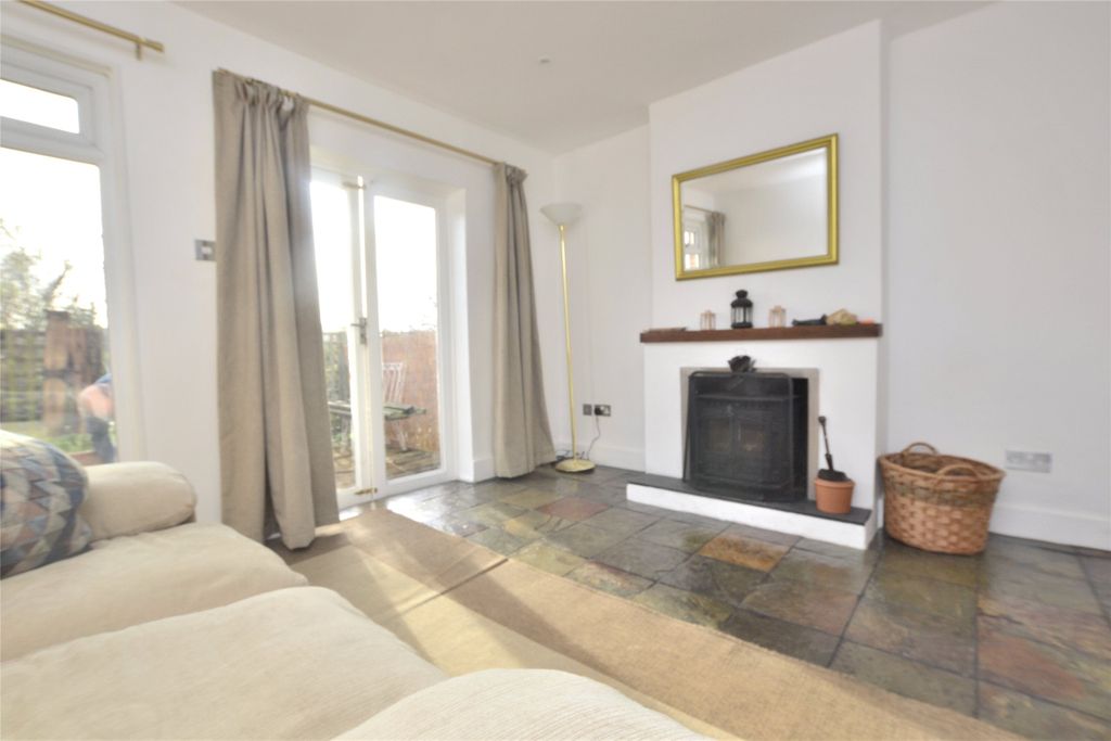 Property photo 2 of 13 Lounge