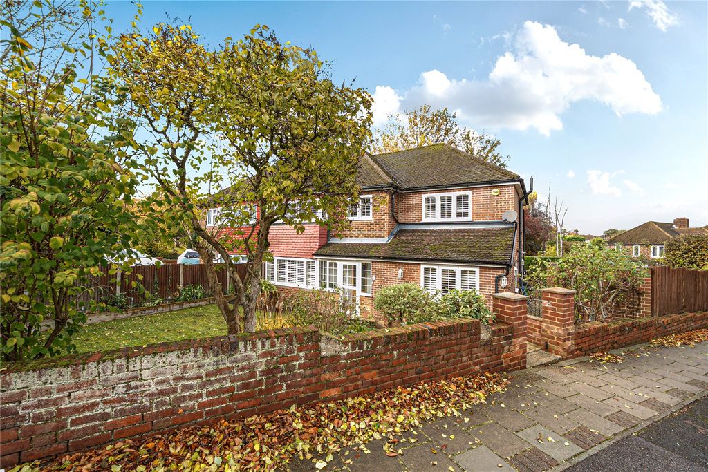 Property photo 1 of 26 Picture No. 01