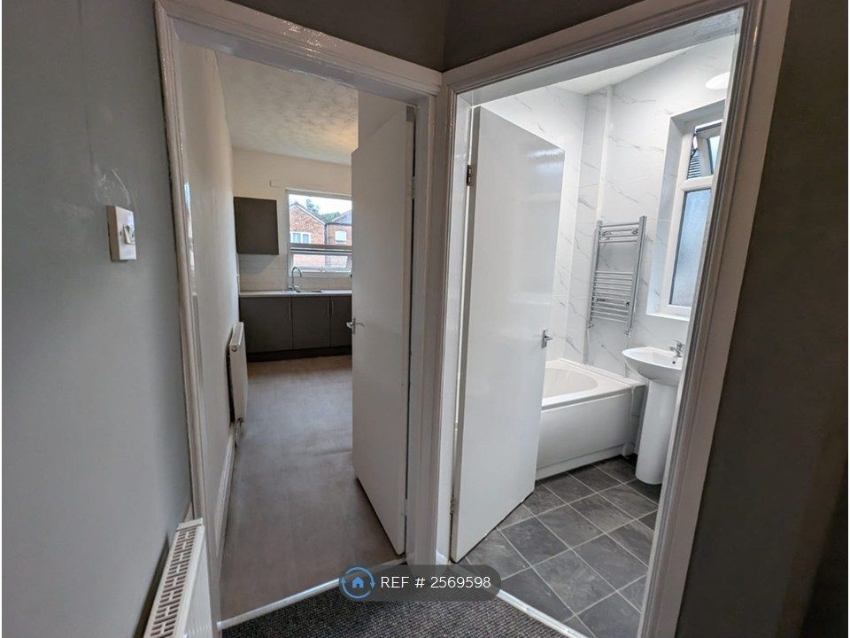 Property photo 3 of 8