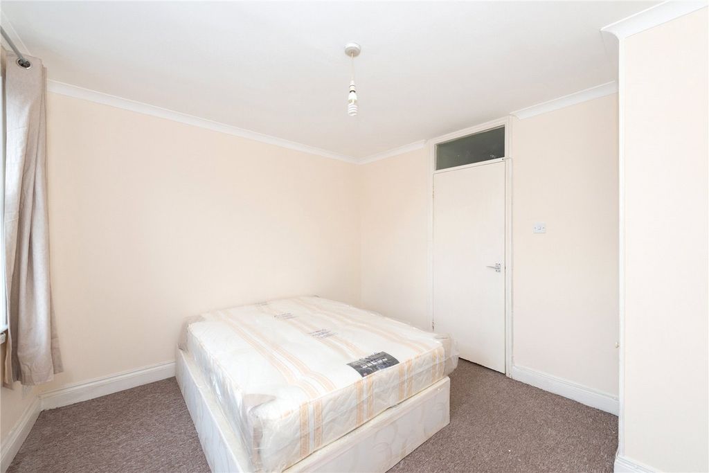 Property photo 2 of 7 Picture No. 08
