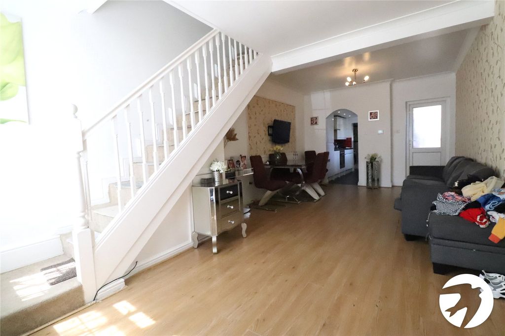 Property photo 2 of 14 Picture No. 07