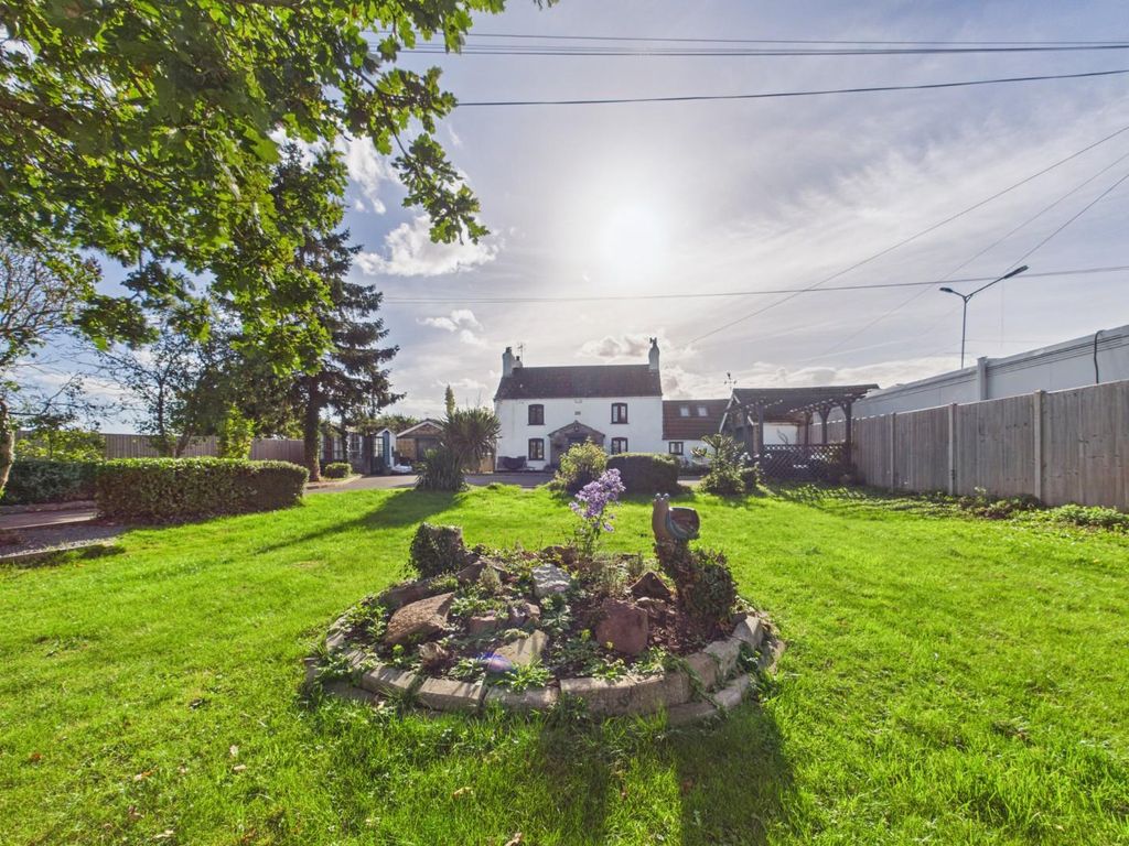 Property photo 3 of 35 Cam01293G0-Pr0148-Still030.Jpg
