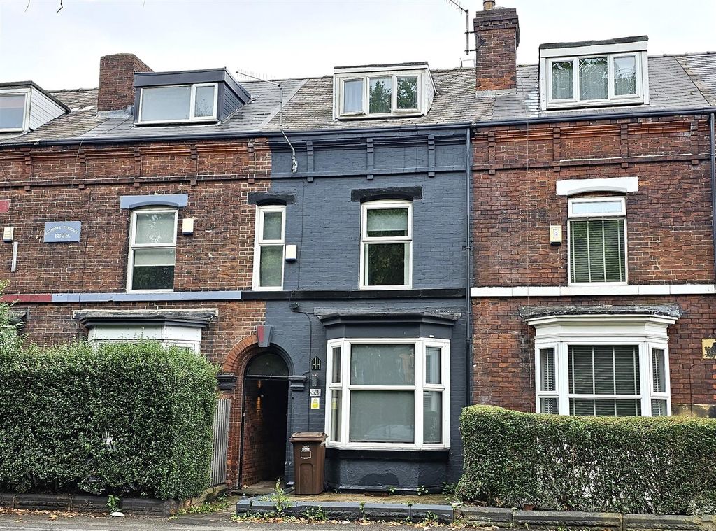 Property photo 1 of 14 Front