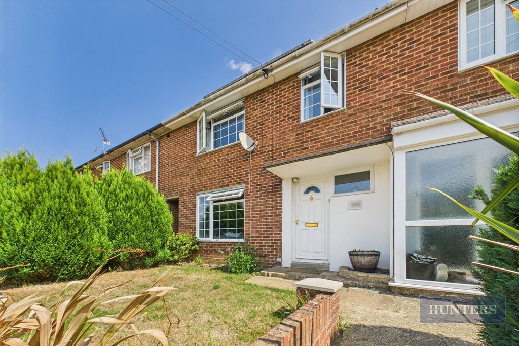 Property photo 1 of 16 Cam05152G0-Pr0191-Still050.Jpg