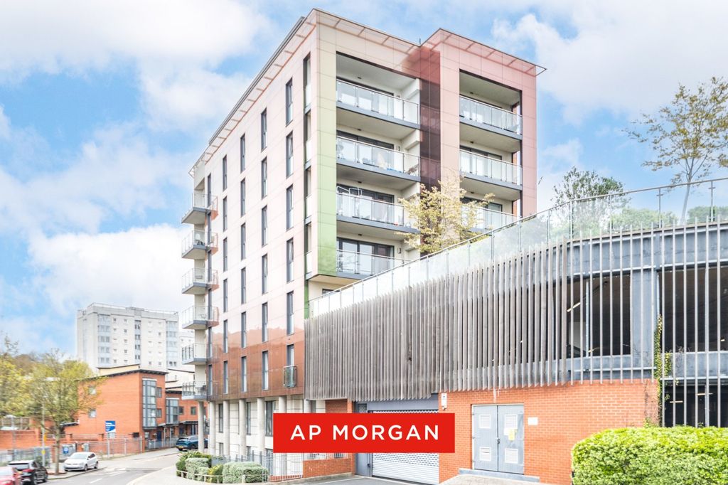 Property photo 1 of 12 Picture No. 14