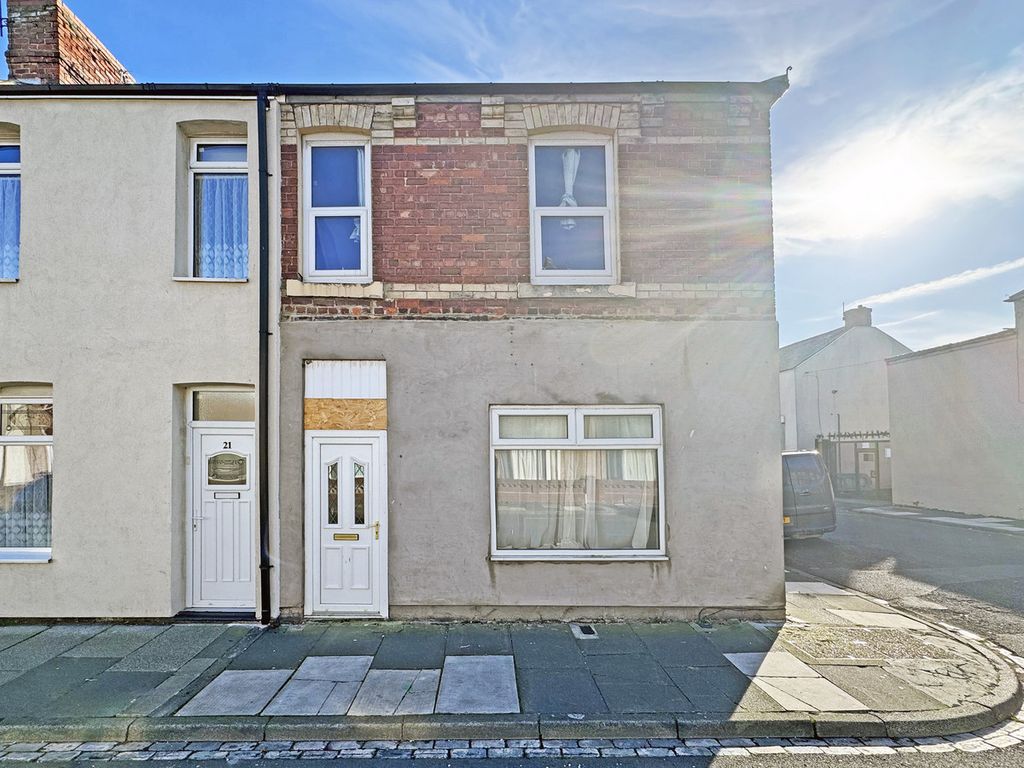 Property photo 1 of 2