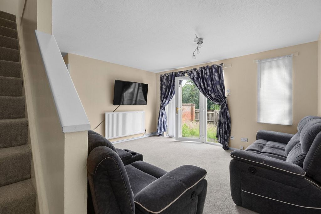 Property photo 3 of 18