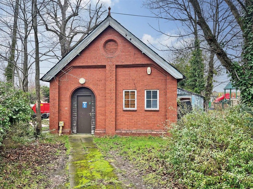 Property photo 2 of 10