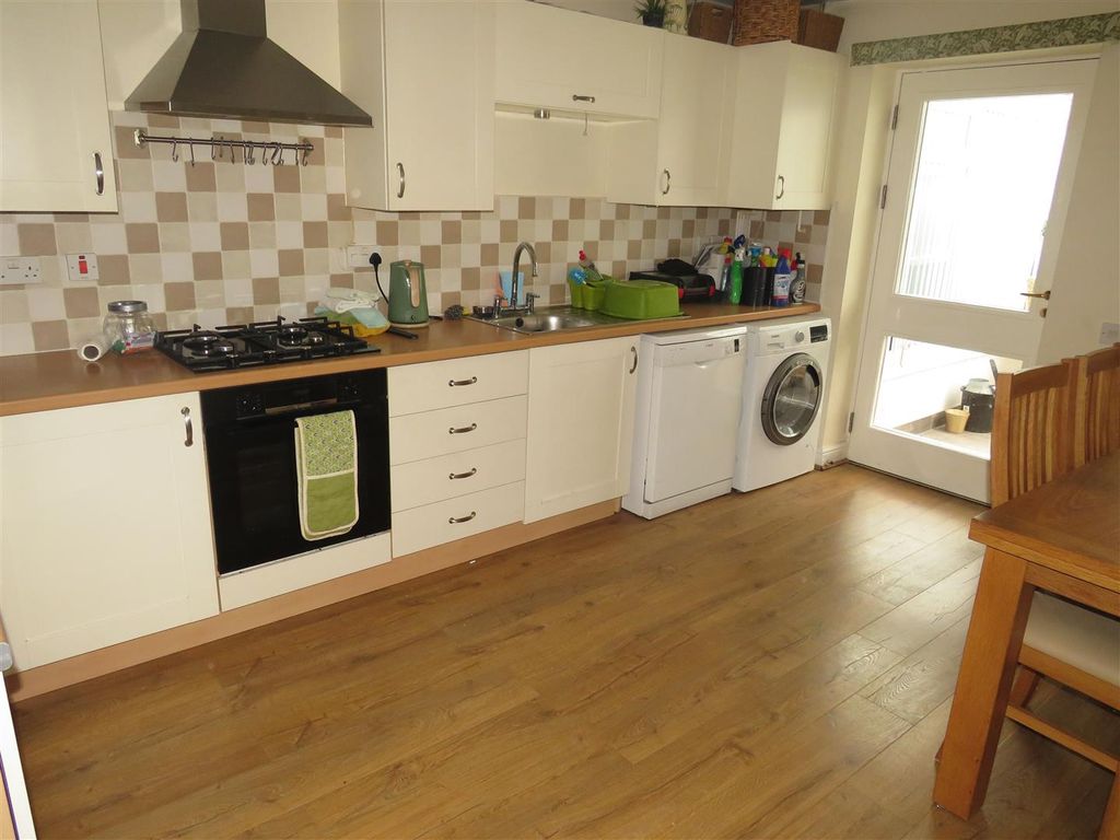 Property photo 2 of 12 Img_0584.Jpg