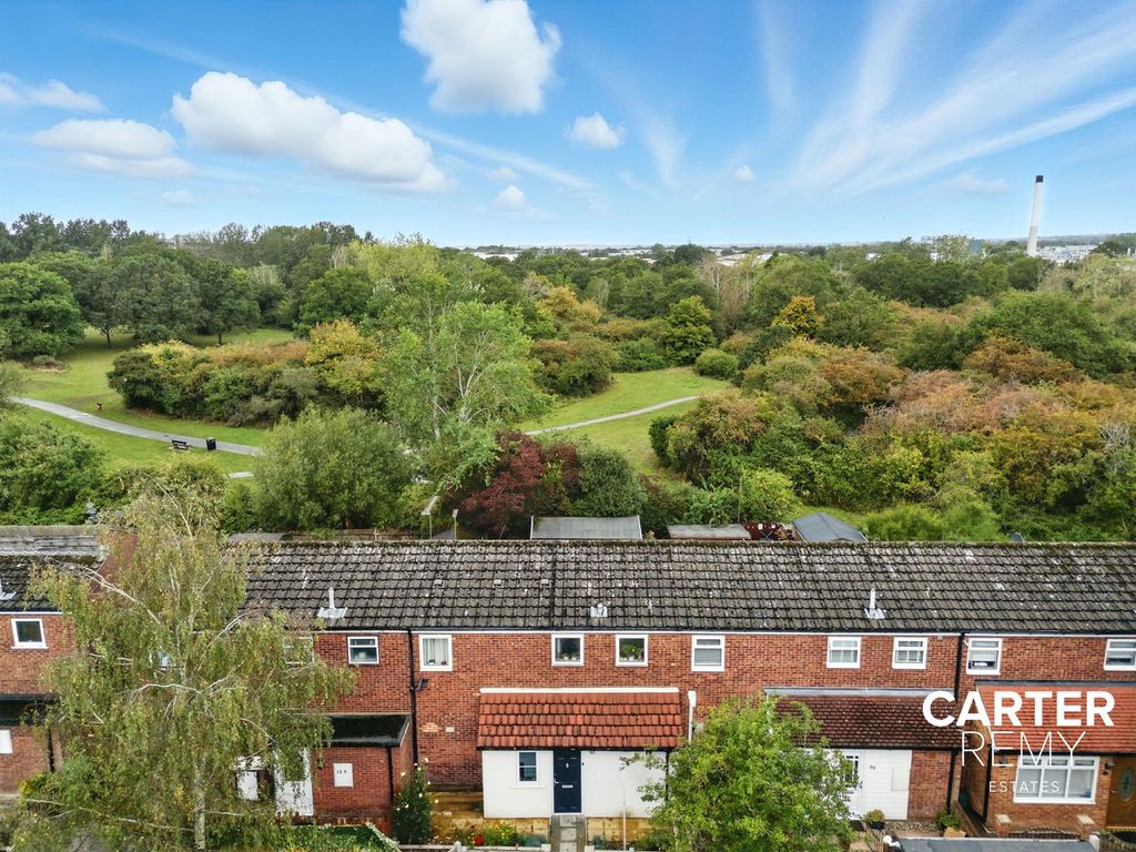 Property photo 2 of 35