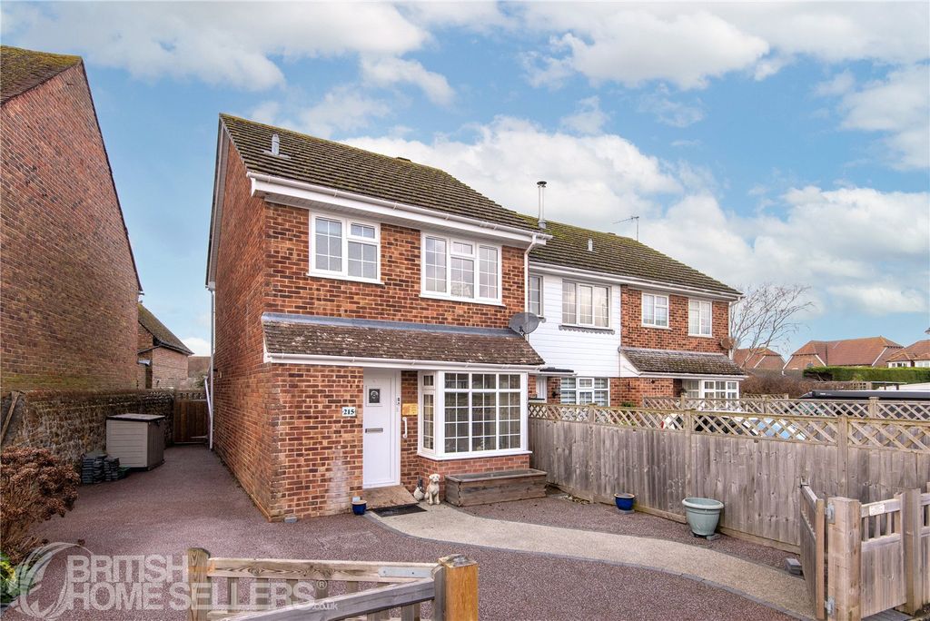 Property photo 1 of 25 Picture No. 23