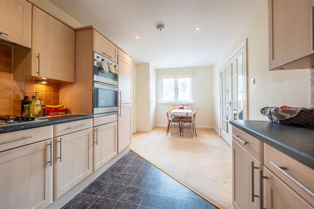 Property photo 2 of 18 Dsc03476-Hdr.Jpg