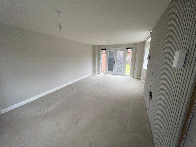 Property photo 3 of 12 Picture No. 01