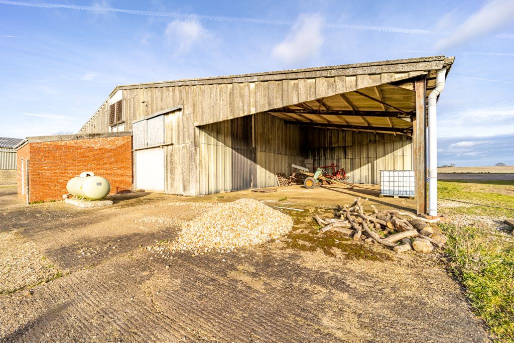 Property photo 3 of 5