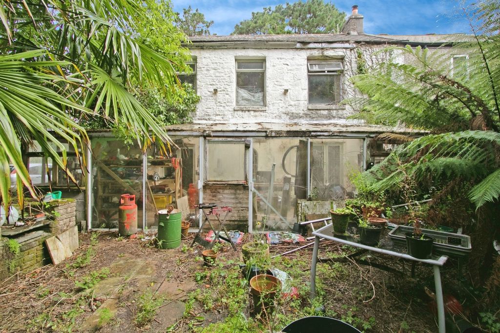 Property photo 1 of 17 Photo