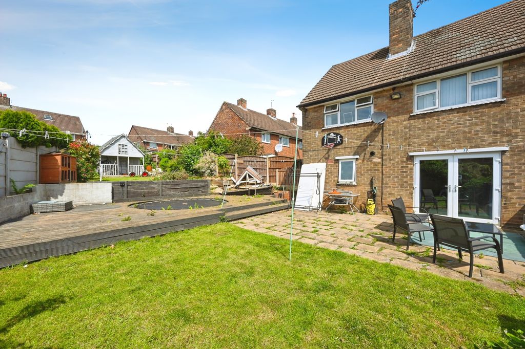 Property photo 2 of 14