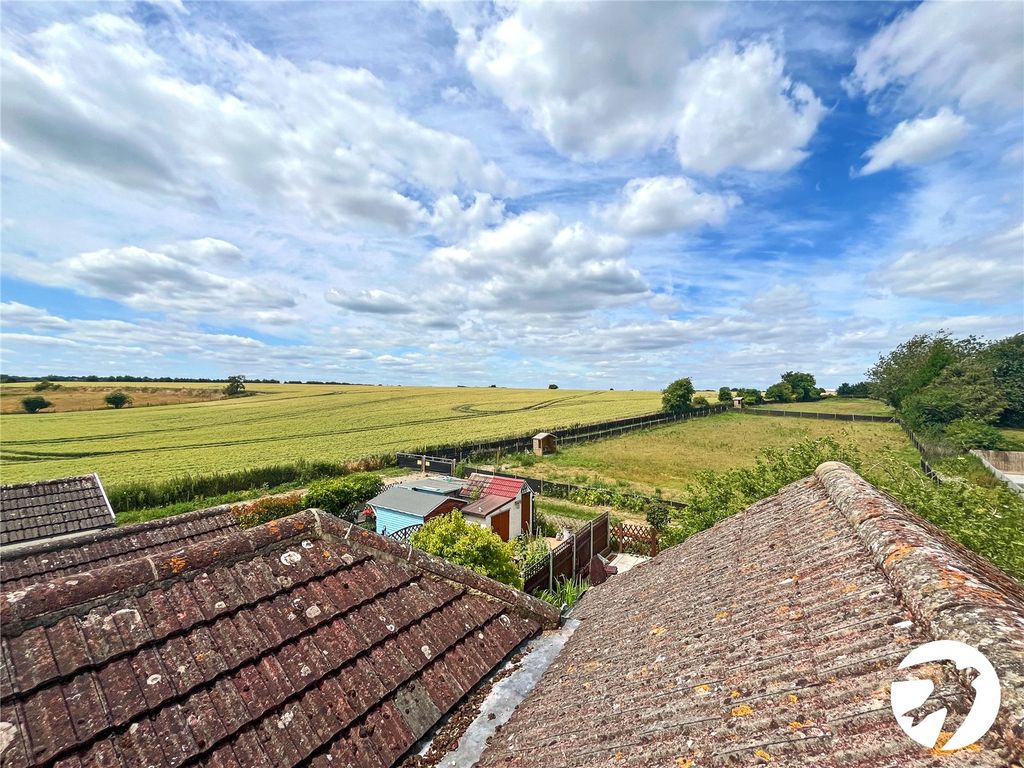 Property photo 3 of 18 Picture No. 09