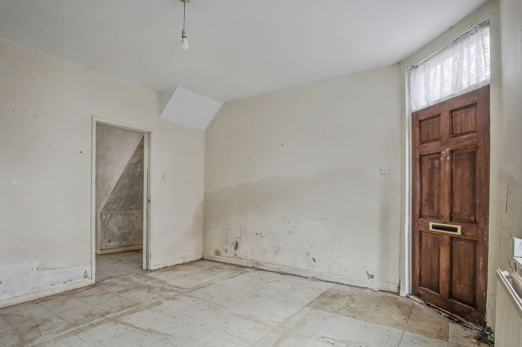 Property photo 2 of 23 32 Bruce Street, St.Helens, Wa10 2Ez