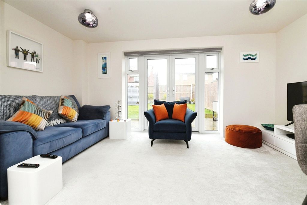 Property photo 2 of 15 Photography