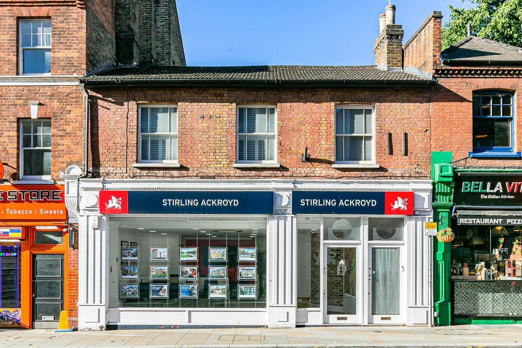 Property photo 1 of 17 Exterior