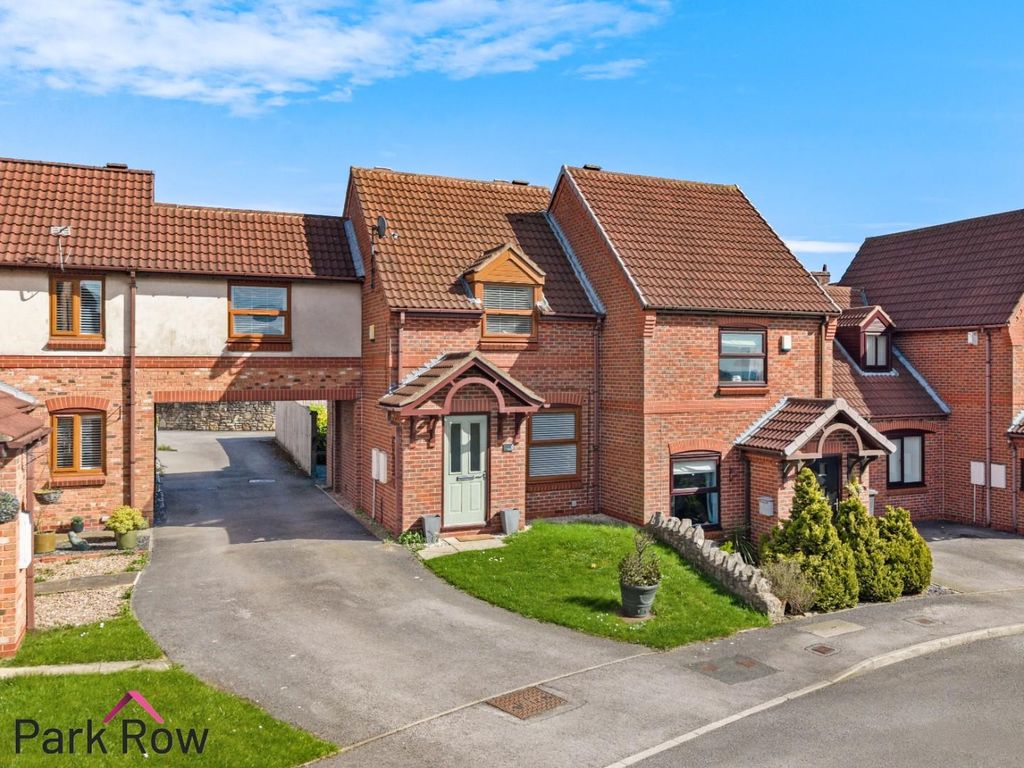 Property photo 1 of 18 Front