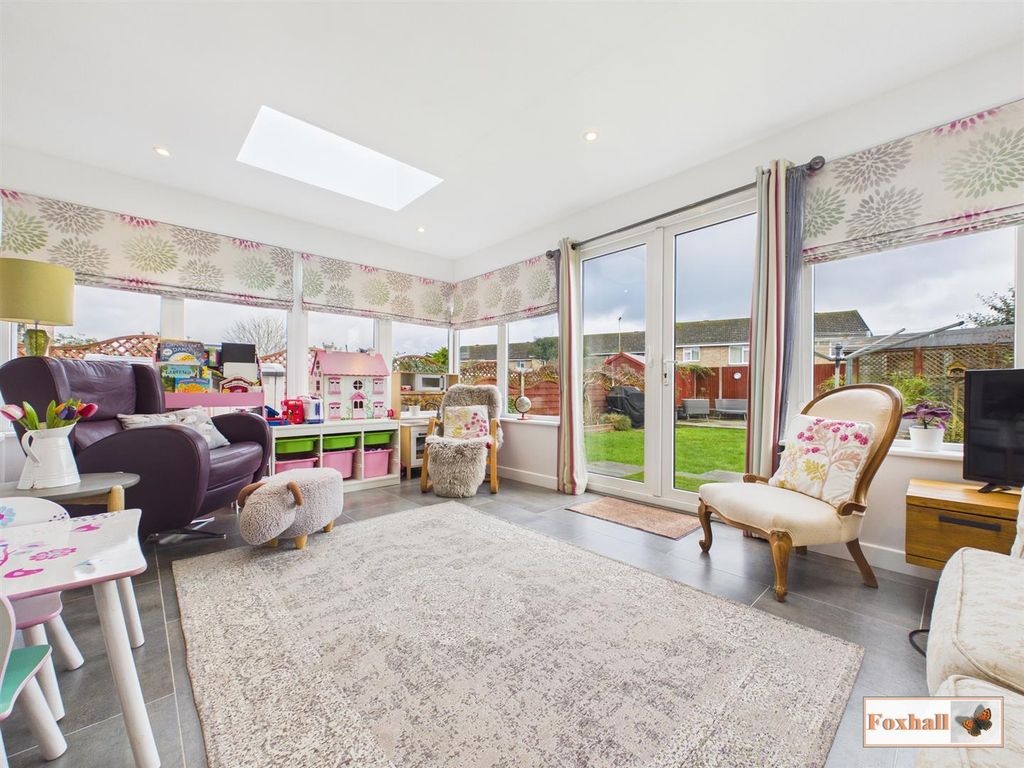 Property photo 3 of 22 Sunroom