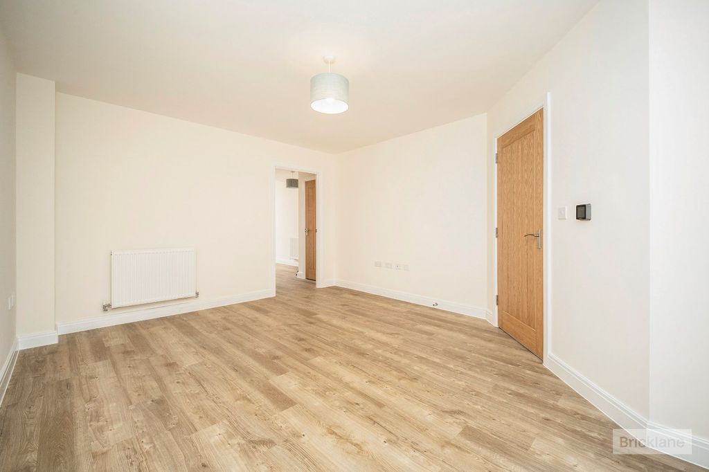 Property photo 3 of 13 Picture No. 10