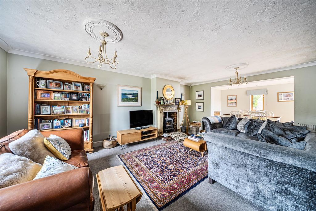 Property photo 2 of 21 1363975-3-68E95B40E70d5.Jpg