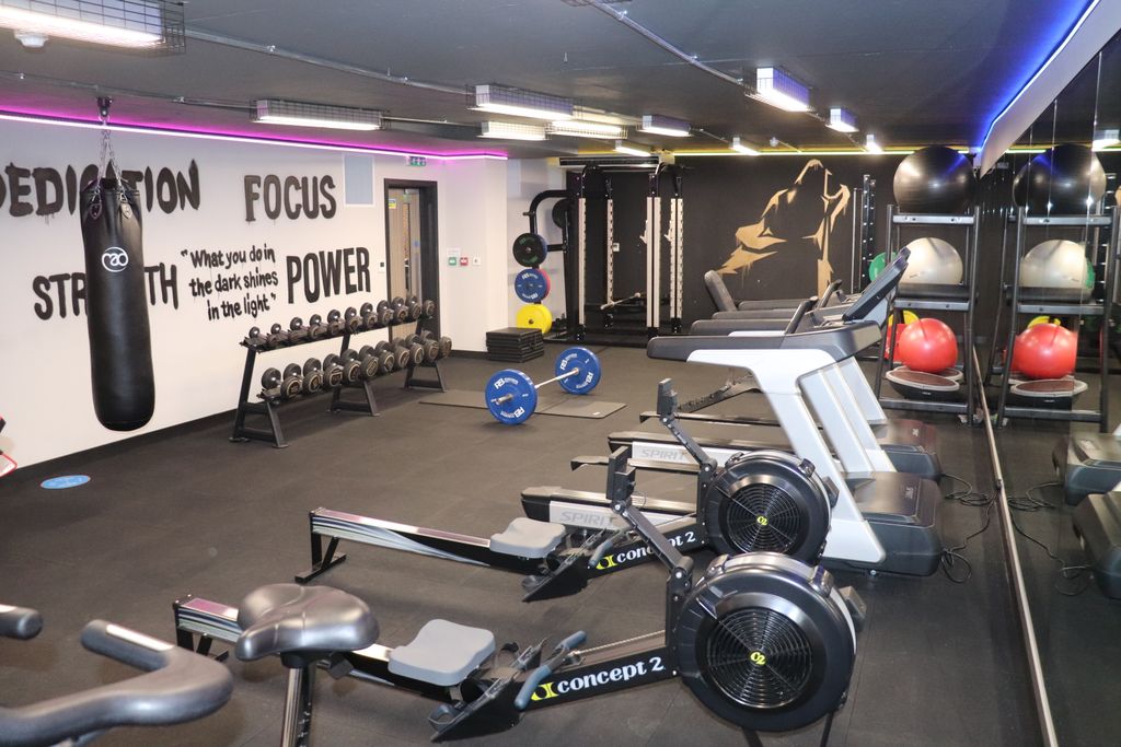 Property photo 2 of 11