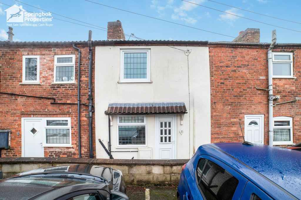 Property photo 1 of 16 Front View