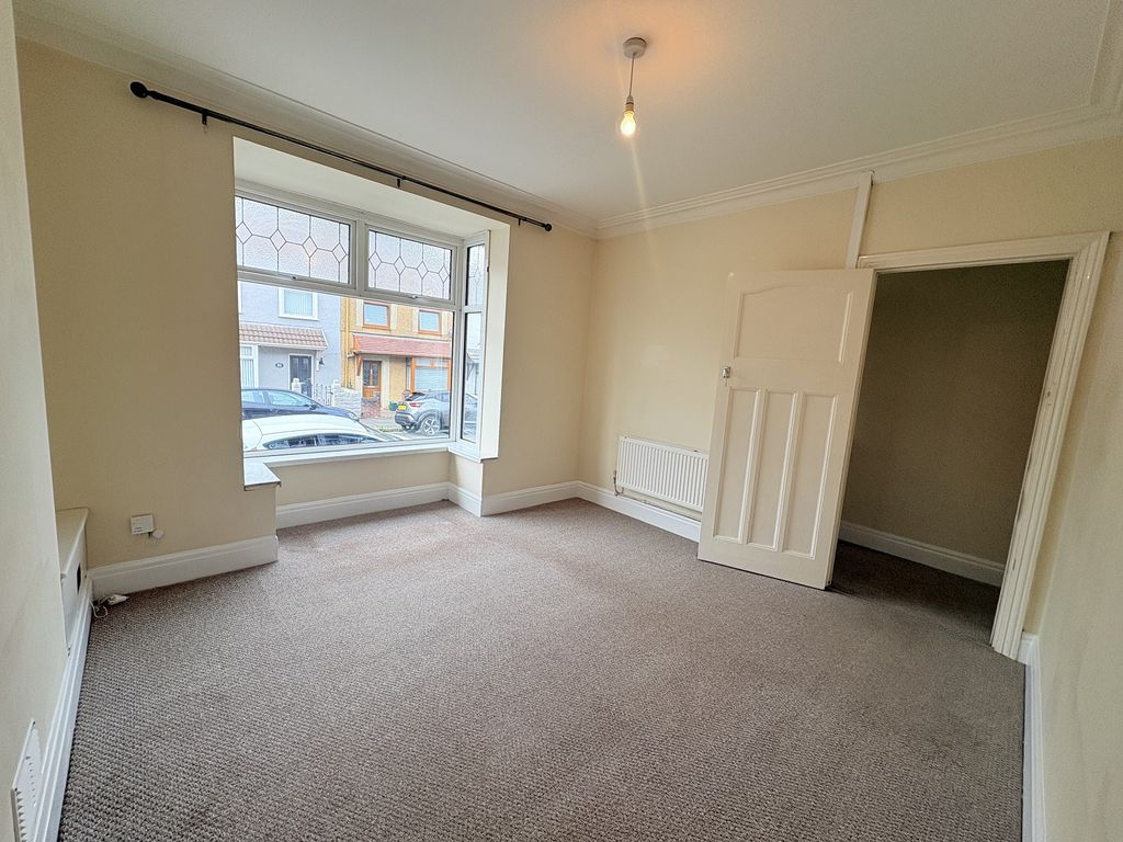 Property photo 3 of 13 Not Specified