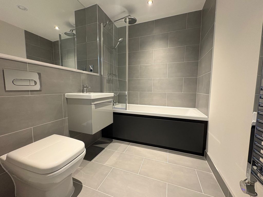 Property photo 3 of 8 Image