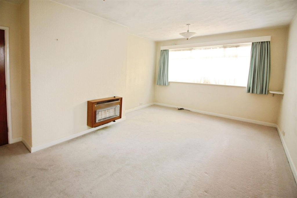 Property photo 2 of 8 Living Room