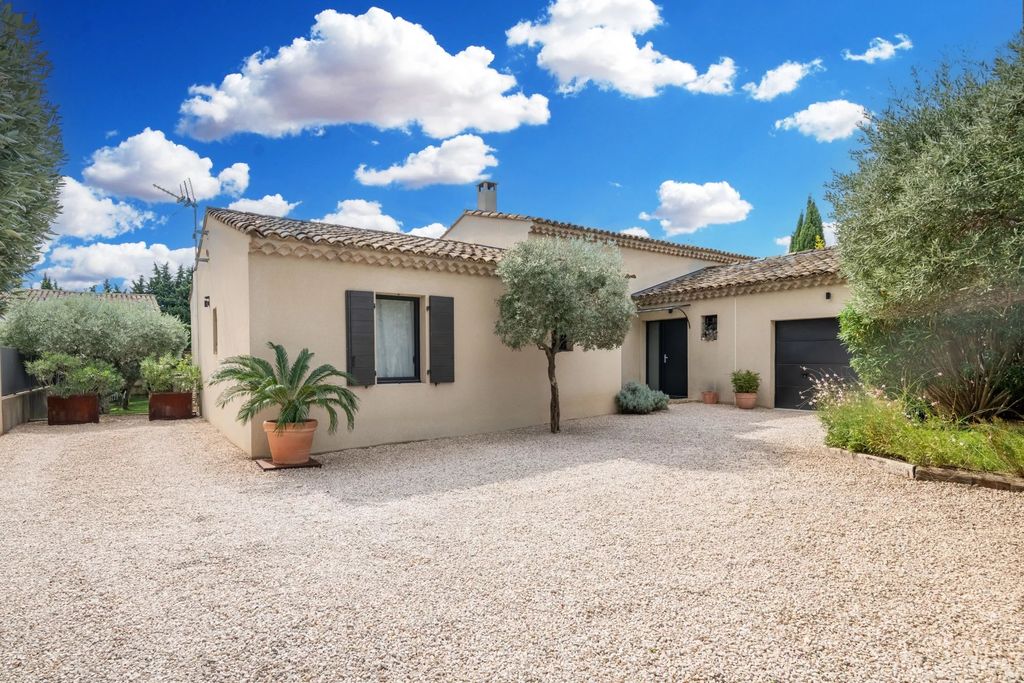 Property photo 3 of 26