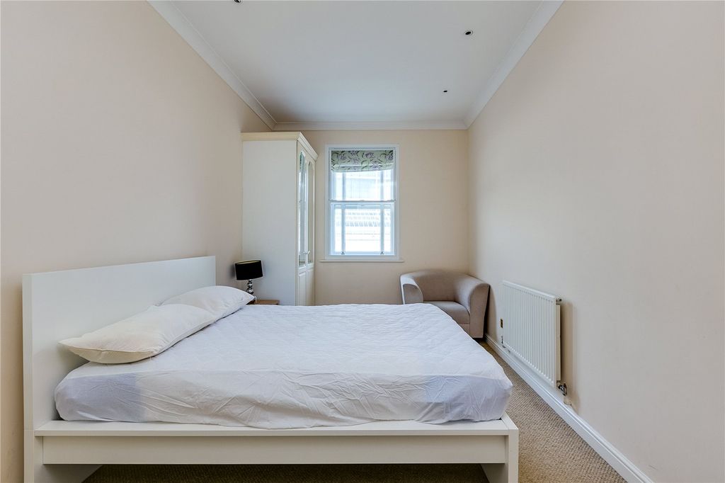 Property photo 3 of 7