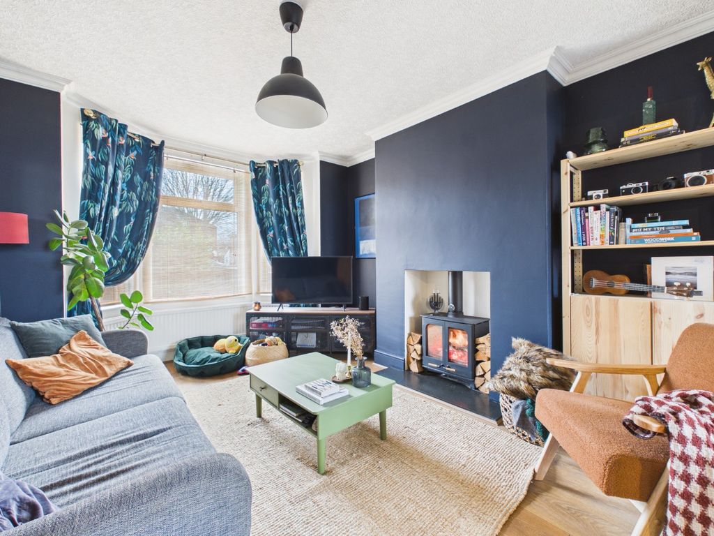 Property photo 2 of 16 4844863