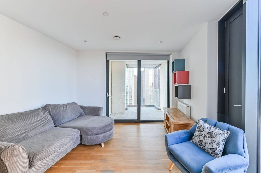 Property photo 3 of 22