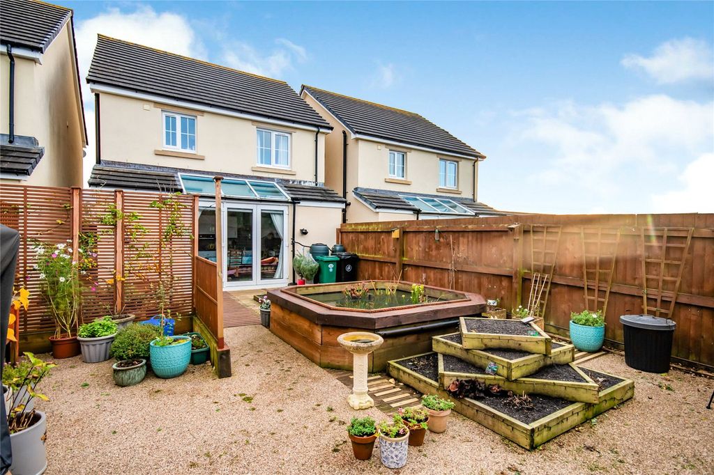 Property photo 3 of 15 Picture No. 04