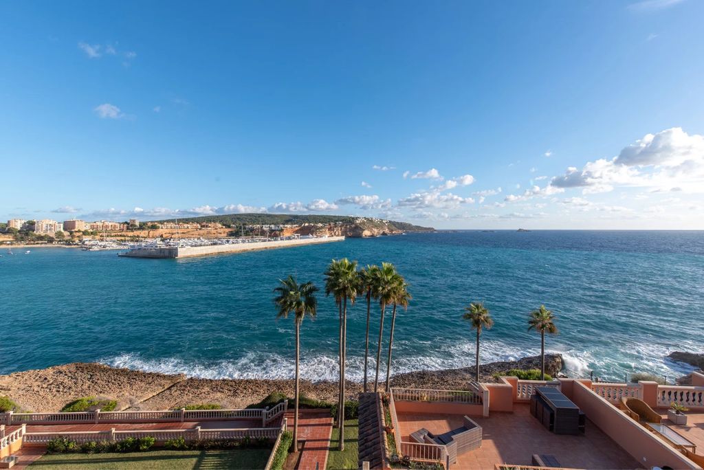 Property photo 1 of 18