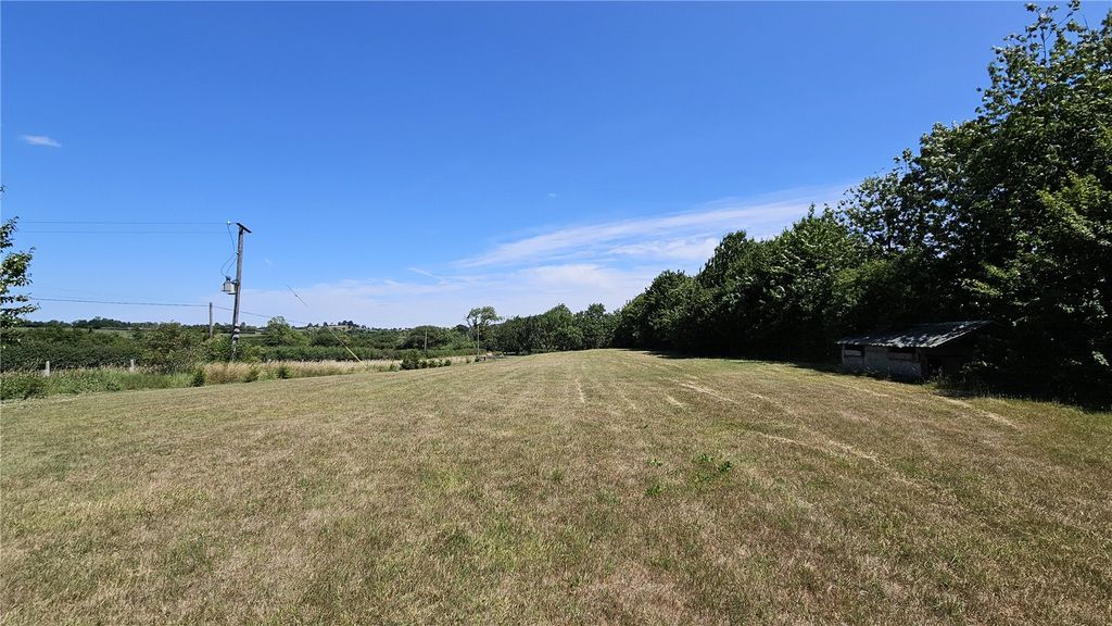 Property photo 3 of 4 Picture 3