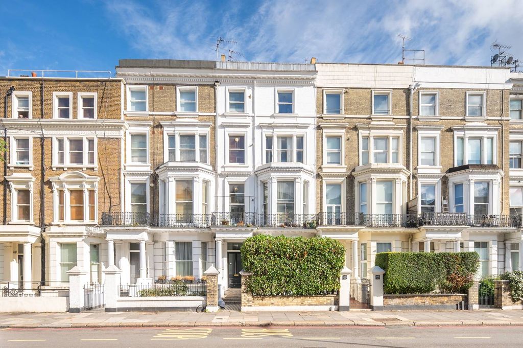 Property photo 3 of 10