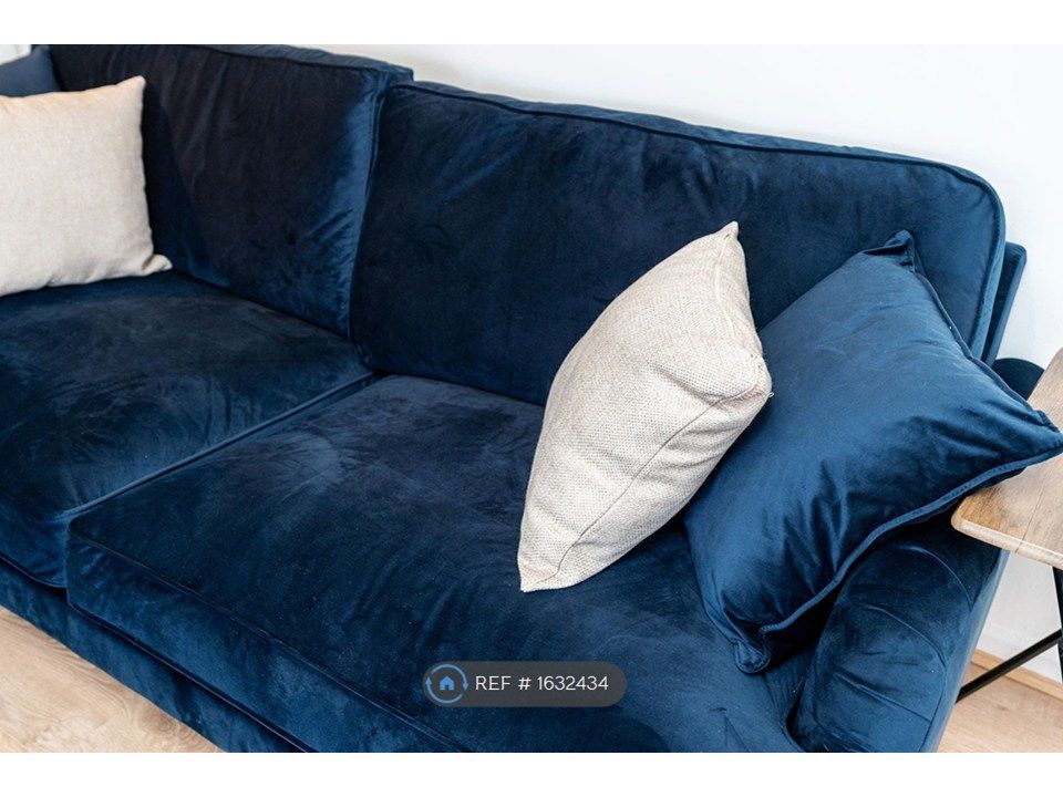 Property photo 3 of 21