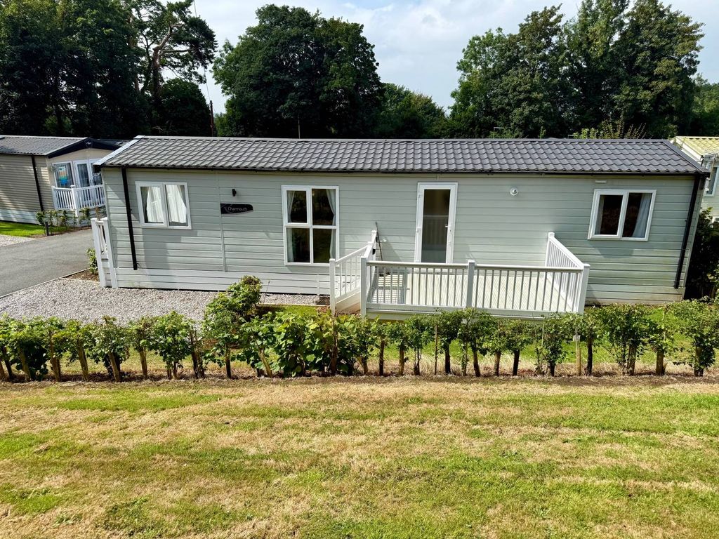 Property photo 1 of 23