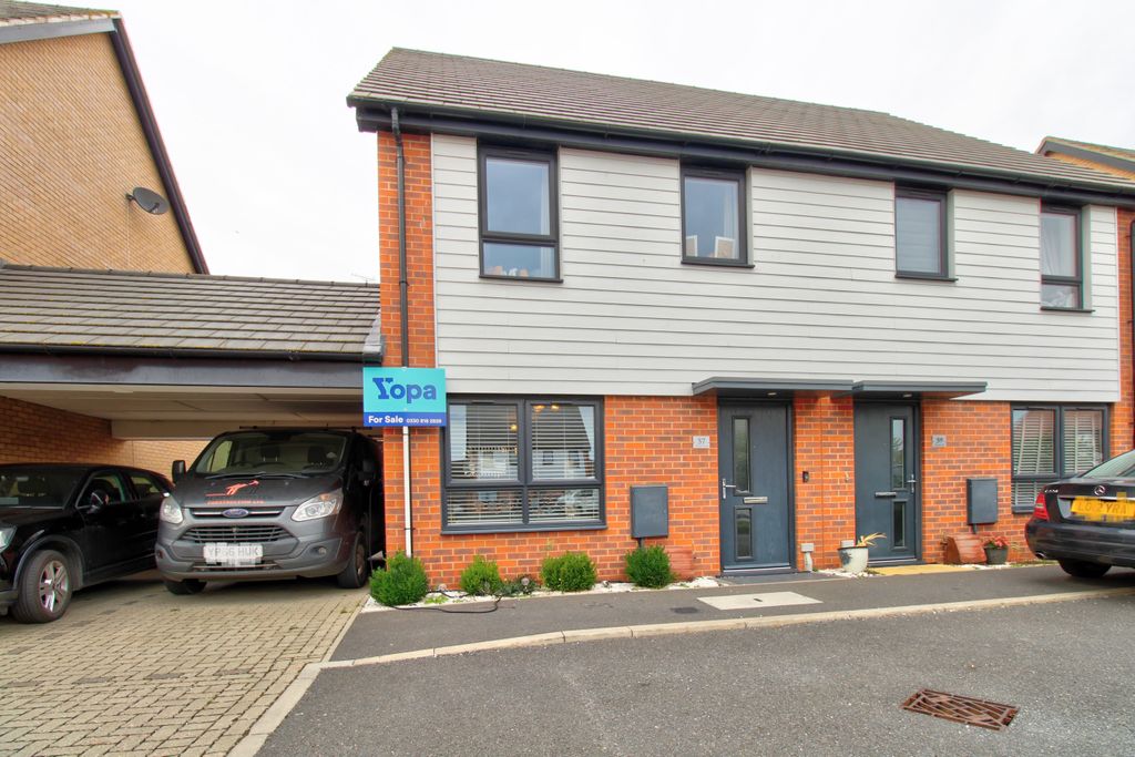 Property photo 1 of 16 A7