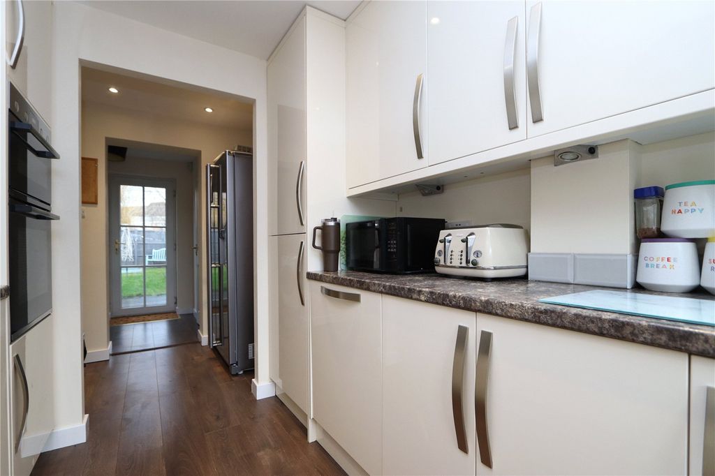 Property photo 3 of 17 Picture No. 09